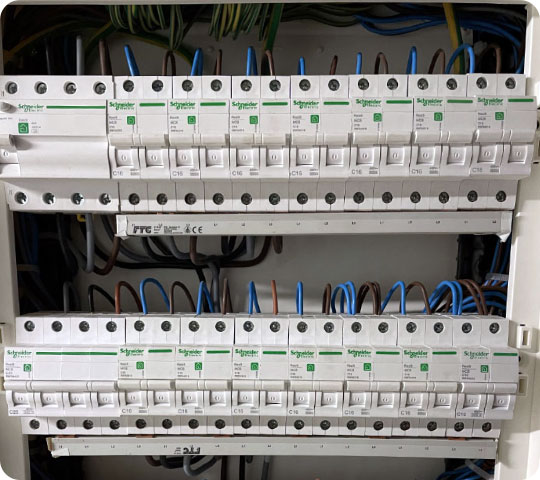 fusible electrique schneider